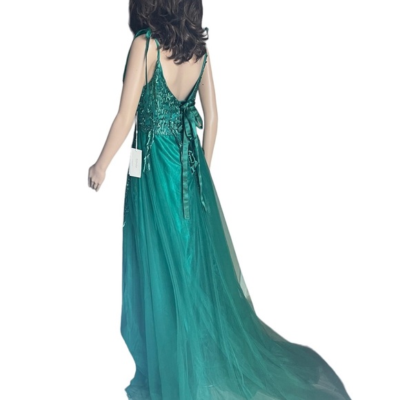New!TS Countury Emerald green sequins dress size 16 - Picture 4 of 14